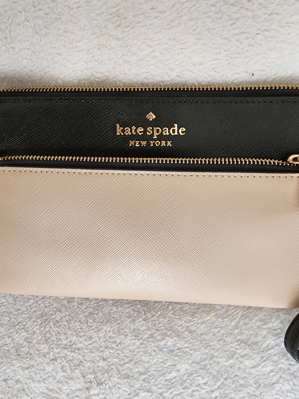 kate spade Black and Cream Two-Tone Wristlet Clutch - Picture 2 of 3